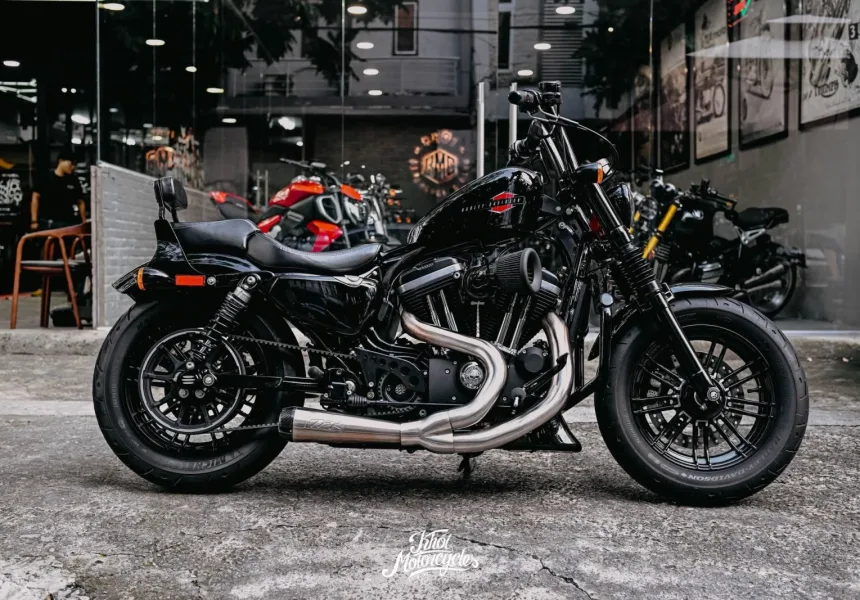 Harley Davidson 48 2021 màu Vivid Black odo 4k miles