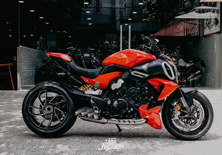 Ducati Diavel V4 2024 Odo 244km